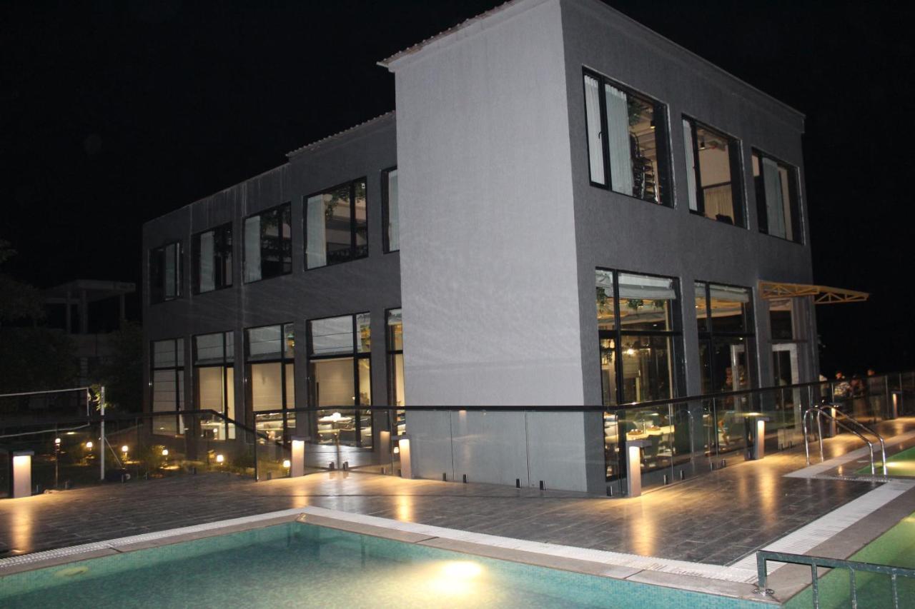 Paraiso Resort & Club Igatpuri Ngoại thất bức ảnh